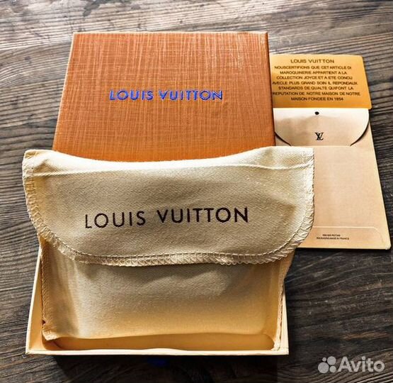 Кошелёк Louis Vuitton