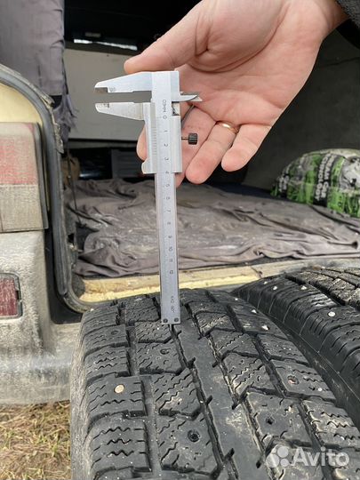 Viatti Vettore Inverno V-524 195/70 R15