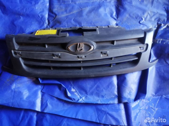 Решетка радиатора