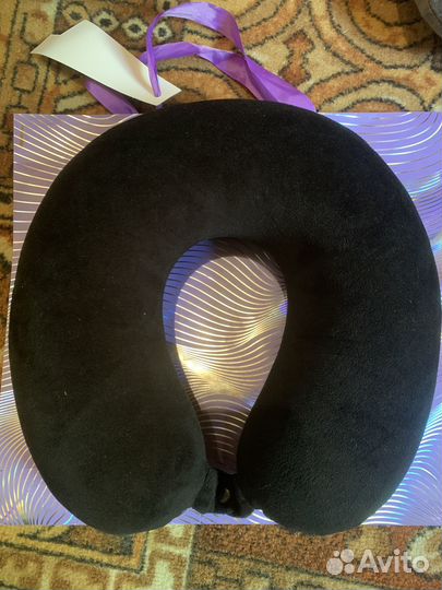 Подушка под шею дорожная