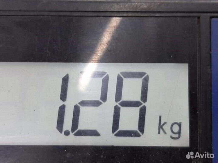 Уплотнитель двери для Audi Q7 4L 4L0831721A