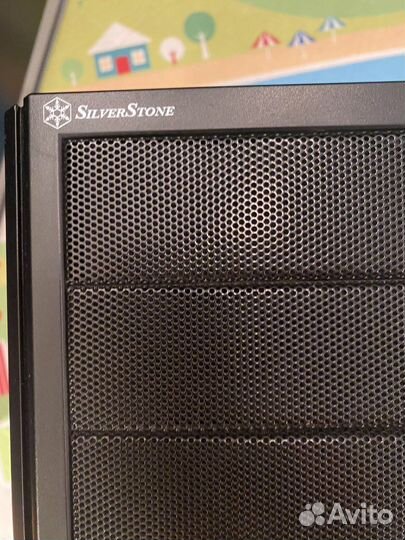 Системный блок (корпус компьютера)