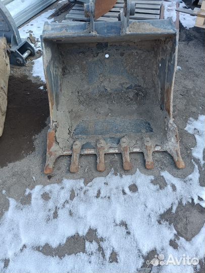 Ковш для экскаватора-погрузчика JCB 3cx,4cx