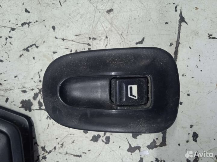 Кнопка стеклоподъёмника перед правая Peugeot 306