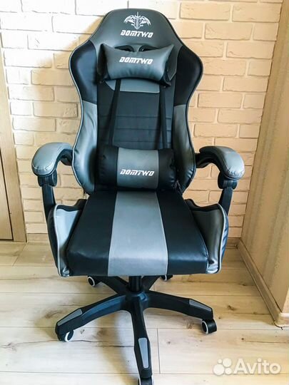 Геймерское кресло с вибромассажем