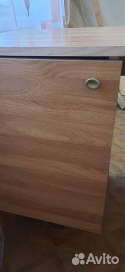 Стол письменный/компьютерный