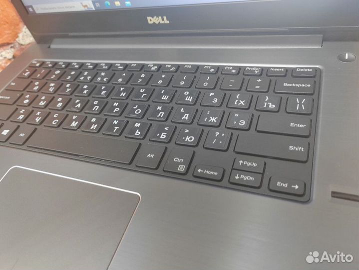 Игровой ноутбук Dell с процессором Core i5 14