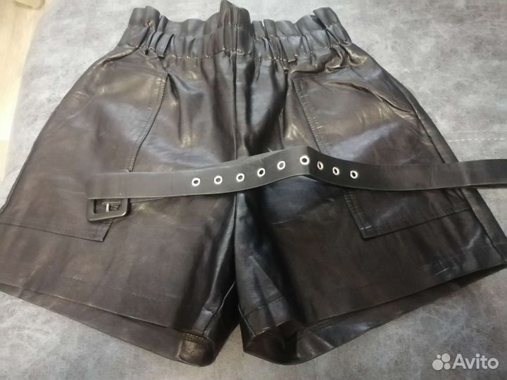 Кожаные шорты