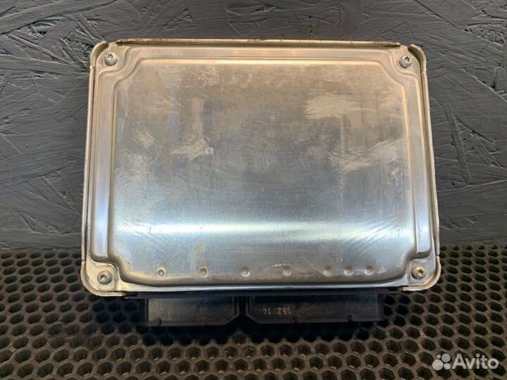 Блок управления двигателем Bentley Continental