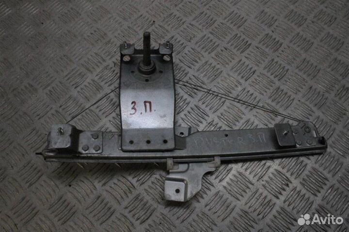 Стеклоподъемник механ. задний правый Renault