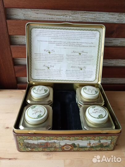 Шкатулка и 4 баночки чайницы