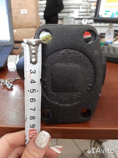 Фаркоп универсальное сцепное устройство Черный