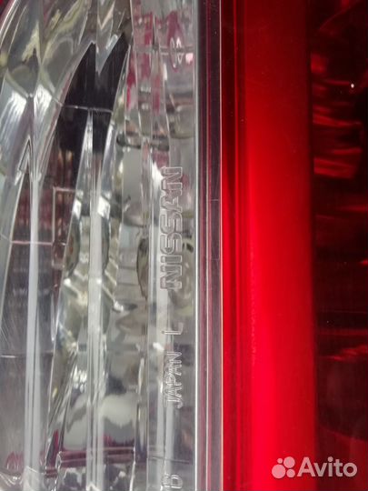 Задний фонарь в крышку багажника maxima a33