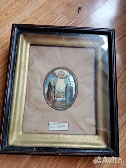 Икона на эмали святых Зосима и Савватия в киоте