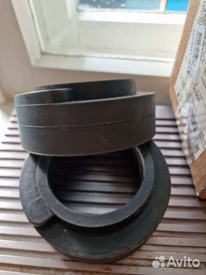 Проставки пполиуретан + 20 мм