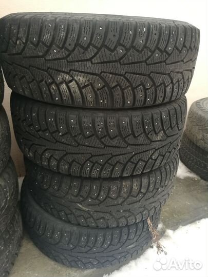 Nokian Tyres Hakkapeliitta 5 215/60 R16