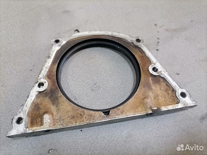 Крышка коленвала задняя 1.8 Mitsubishi Carisma DA