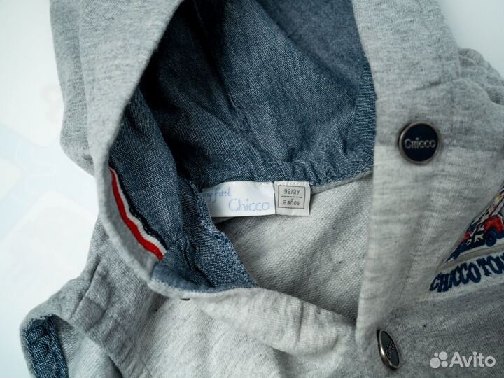 Жилет серый с капюшоном Chicco 92 см для мальчика