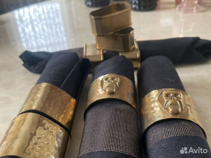 Кольца для салфеток черепа Zara