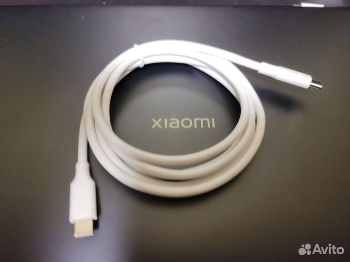 Кабель ugreen USB-C PD 100W 1.5М белый и черный