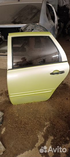 Задняя левая дверь калина 1