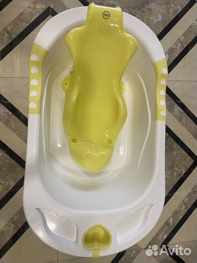 Ванночка для купания с горкой