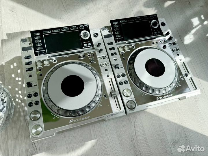 Pioneer CDJ-2000 nexus limited edition