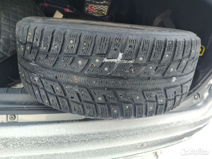 Kumho WinterCraft Ice WI31 215/50 R17