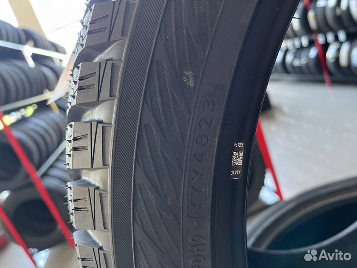 Yokohama Ice Guard IG65 315/35 R20 110T