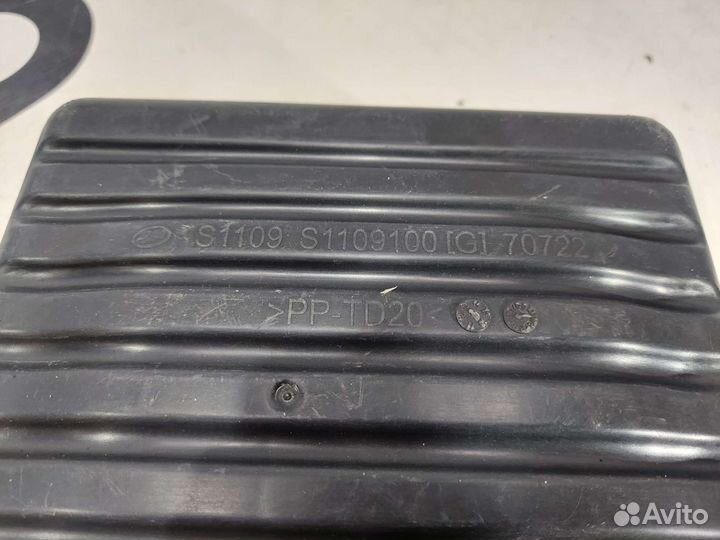 Корпус воздушного фильтра Lifan X60