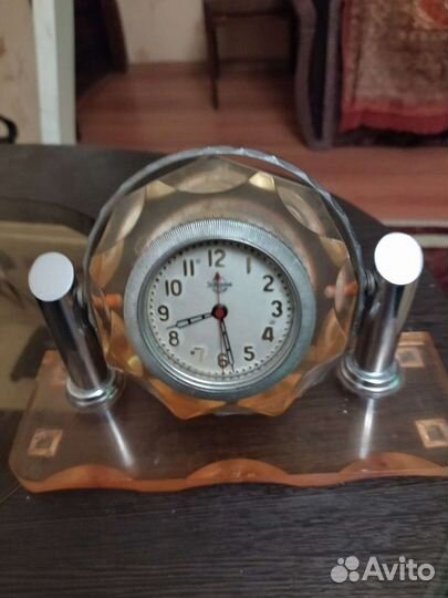 Часы настольные СССР 1950 года выпуска в рабочем с