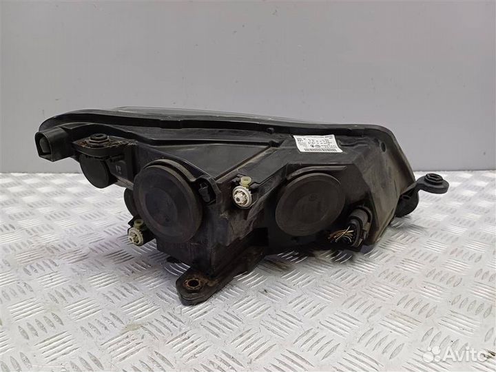 Фара левая, Skoda Superb 2016