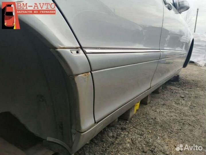 Пепельница Mercedes-Benz S W220