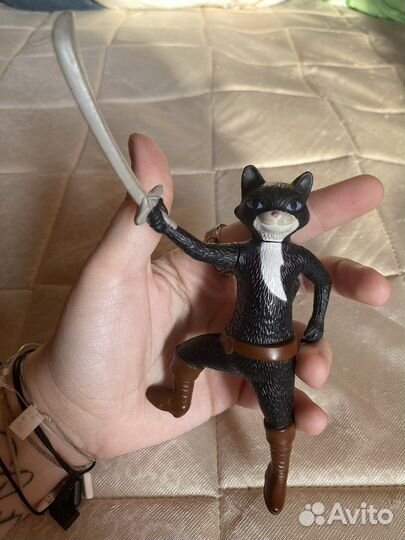 Кот в сапогах, киса мягколапка