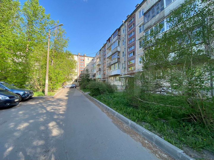 Комната 10,6 м² в 2-к., 1/5 эт.