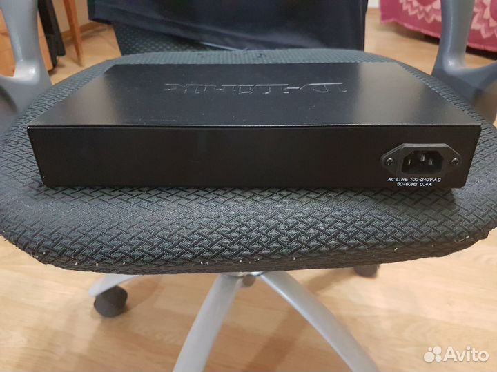 Маршрутизатор D-link DFL-260E