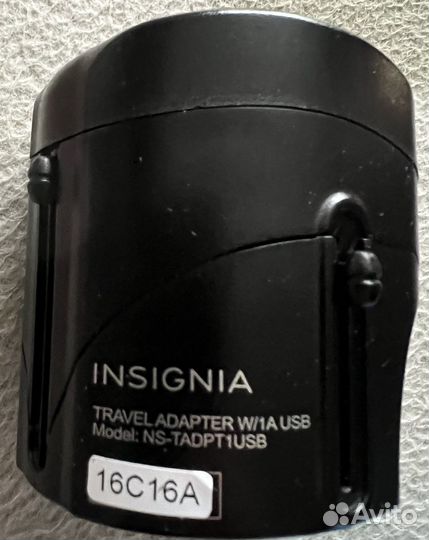 Адаптер Insignia для путешествий