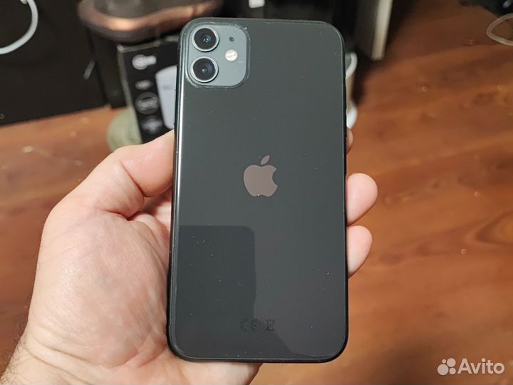 iPhone 11, 64 ГБ