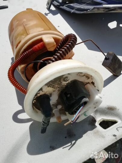 Бензонасос 1j0919051н