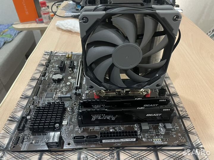 Новый комплект Ryzen 5 5600/B450M/16 gb