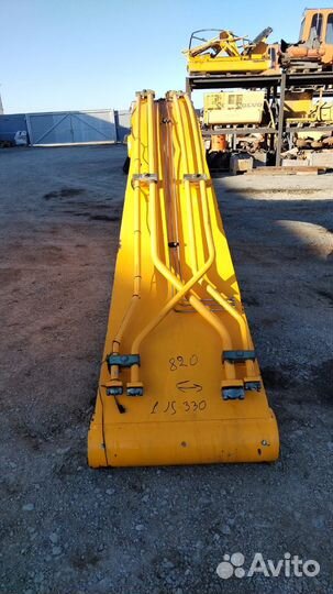 Стрела экскаватора JCB JS330LC
