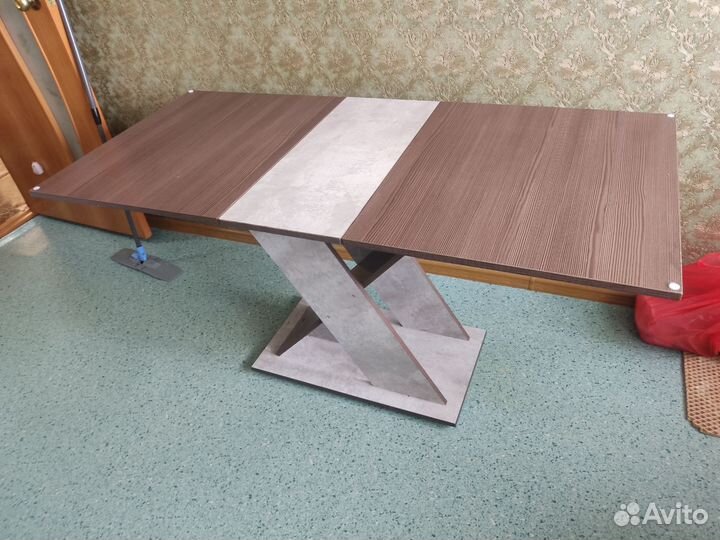 Кухонный стол раскладной
