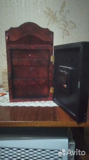 Часы-ключница