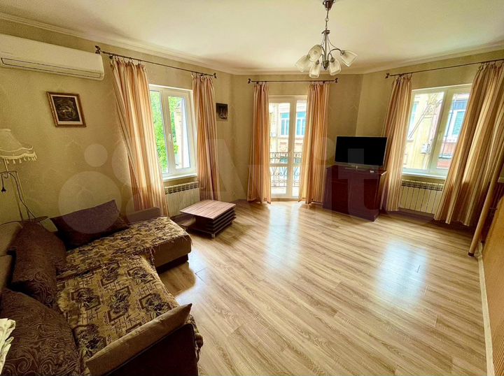 3-к. квартира, 112 м², 3/4 эт.