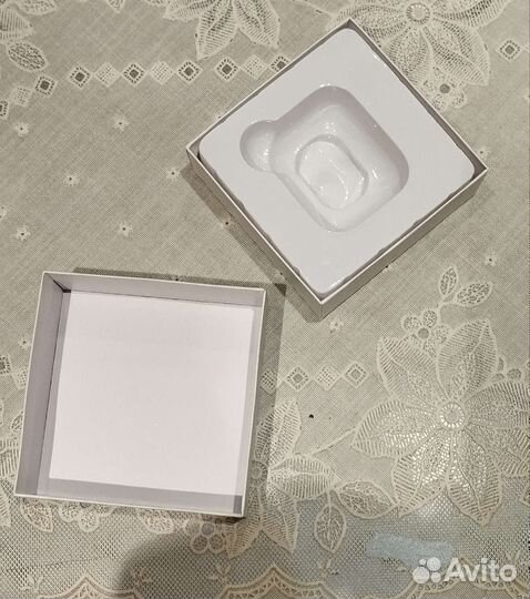 Беспроводные наушники TWS i12 (не рабочие)