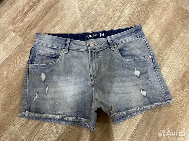 Шорты джинсовые