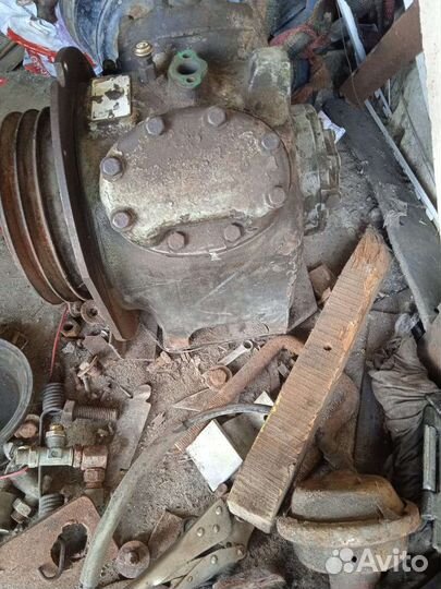 Компрессор от рефрижератора Термокинг