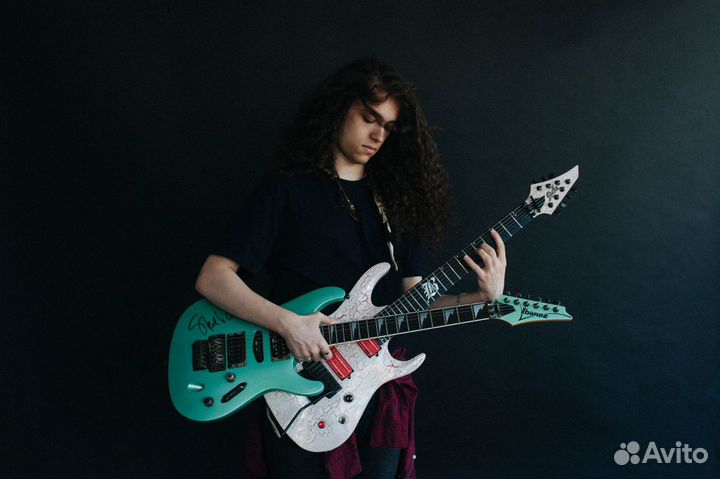 Гитарист, композитор, аранжировщик