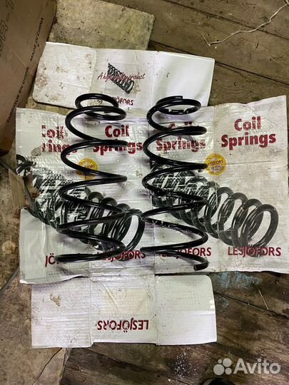 Передняя пружина Lesjofors 4095034 для A3, Golf