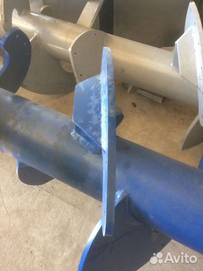 Шнеки на кормосмеситель